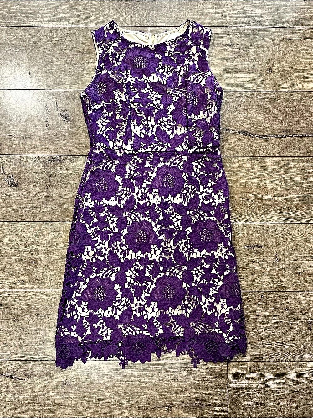 Ryan Michelle Floral Lace Cocktail Dress in Purple & Cream Size Large